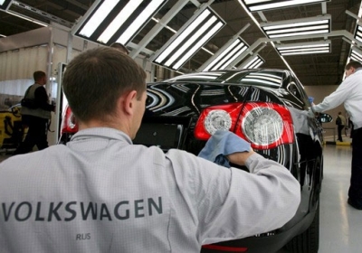Audi та Volkswagen відкликають мільйони авто по всьому світу через корозію болта кермового механізму