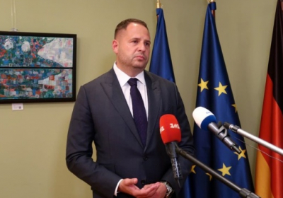 Керівник Офісу президента України Андрій Єрмак написав заяву про відставку