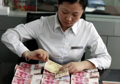 Китай прагне зробити юань глобальною резервною валютою, кидаючи виклик долару США