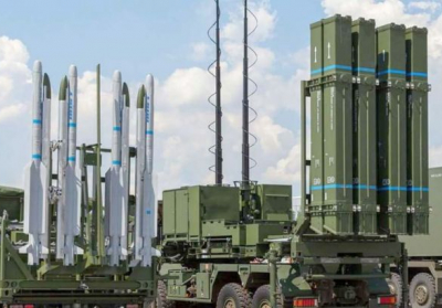 Пентагон розглядає перенаправлення частини озброєння для України на Близький Схід – WP