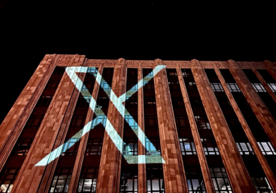 Соцмережа X погодилася на вимоги Єврокомісії щодо верифікації