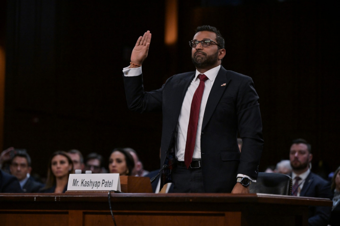 Директор ФБР подав позов проти The Atlantic