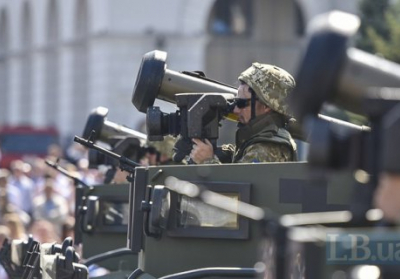 США ведуть переговори з Україною щодо придбання бойових дронів і систем РЕБ